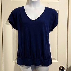 Lane Bryant, blue, v-neck, short sleeve tee with banded bottom. Size 14-16.